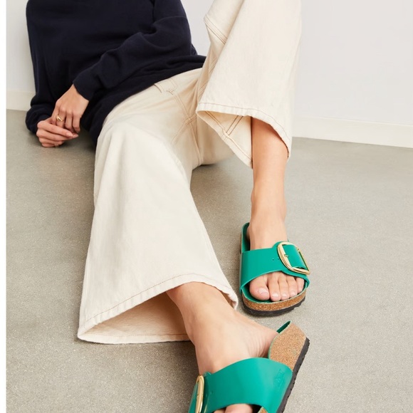 Birkenstock Madrid Green Sandals with Gold Buckle - LIKE NEW - Picture 3 of 4